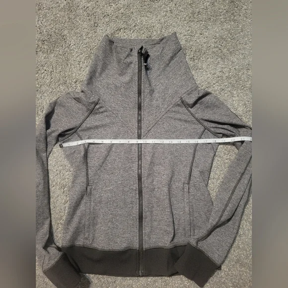 Lululemon Gray Zip-Up Jacket - Picture 6 of 8